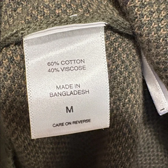 NY & Company Green Camo Knit Boat Neck Top Medium NWT - Picture 6 of 6